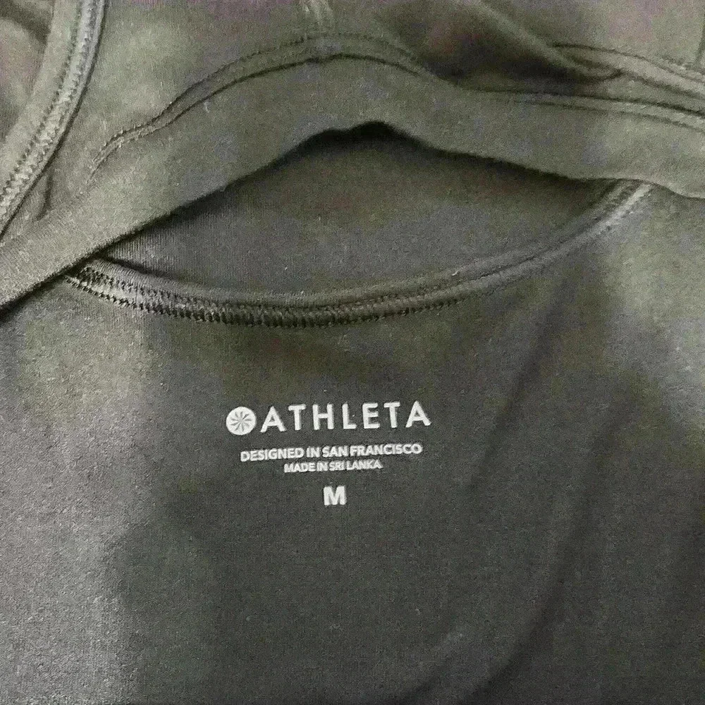 Athleta Simone Biles Because I Can Nitro Black Tank - Picture 7 of 7